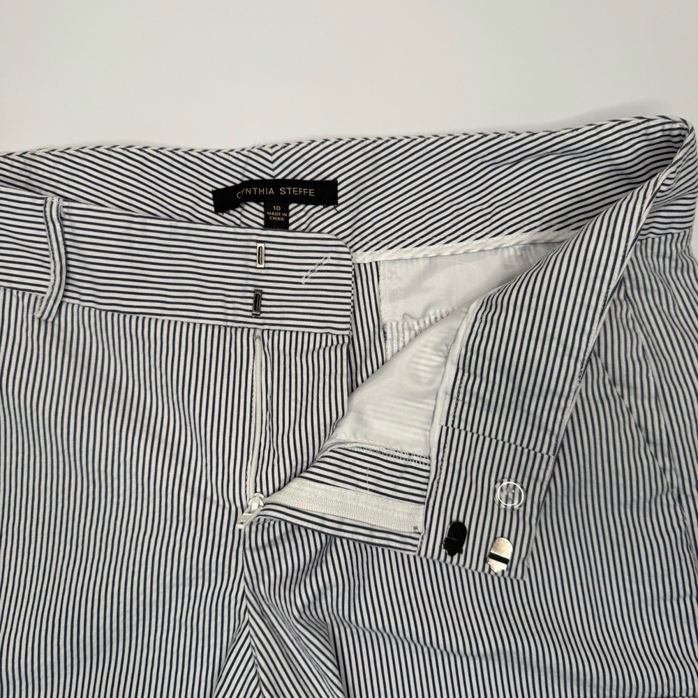 CYNTHIA STEFFE Seersucker Striped Cuffed Shorts 4” Cotton Blend Blue and White - Picture 7 of 15